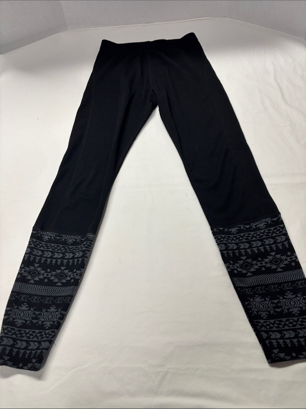 Avalanche Black 50% Wool Leggings with Dark Patterned Cuffs